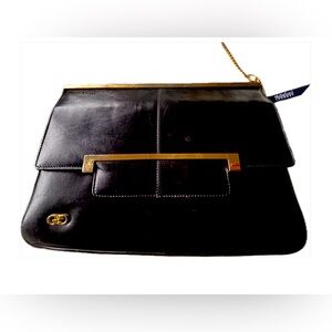 Gucci Elegant Black Leather Clutch Bag/crossbody